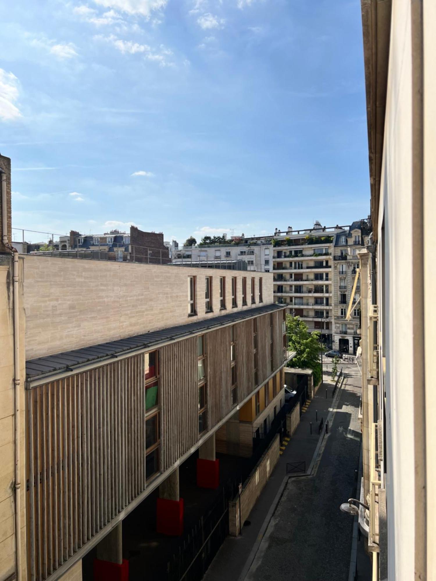 Your Parisian Hideaway - Entire Apartment Экстерьер фото