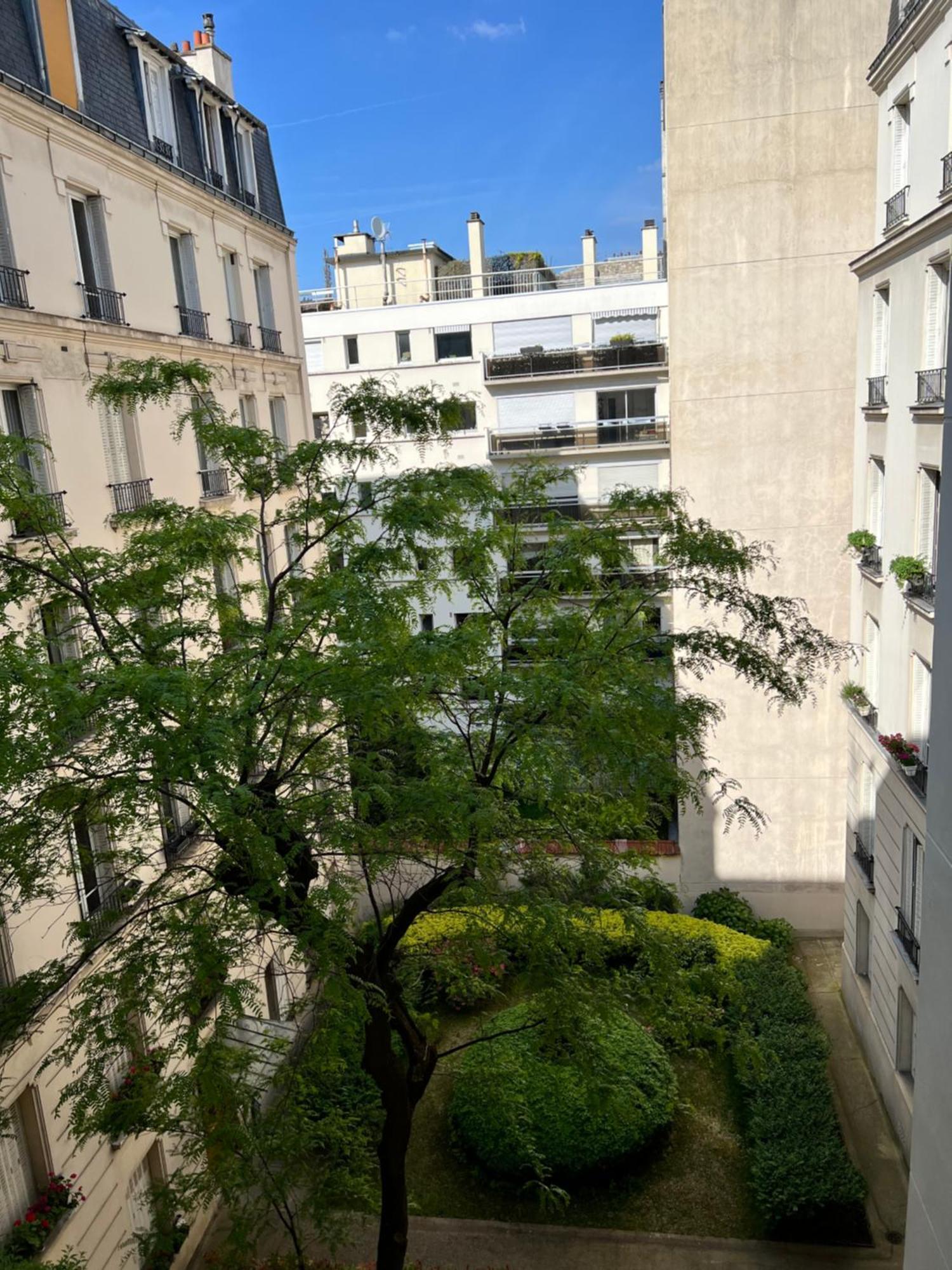 Your Parisian Hideaway - Entire Apartment Экстерьер фото
